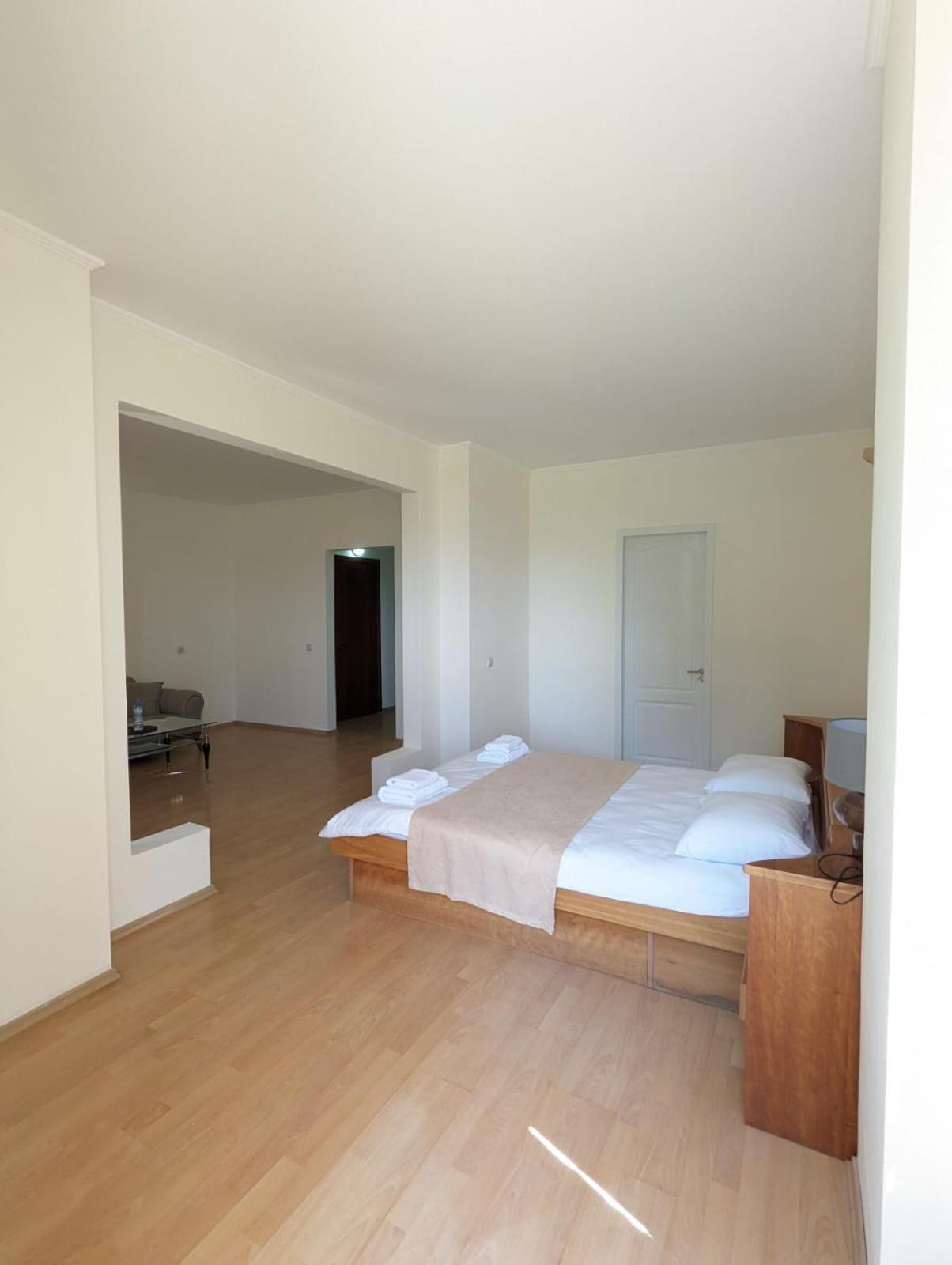Hotel Tsiskari Ianet'i Exteriér fotografie