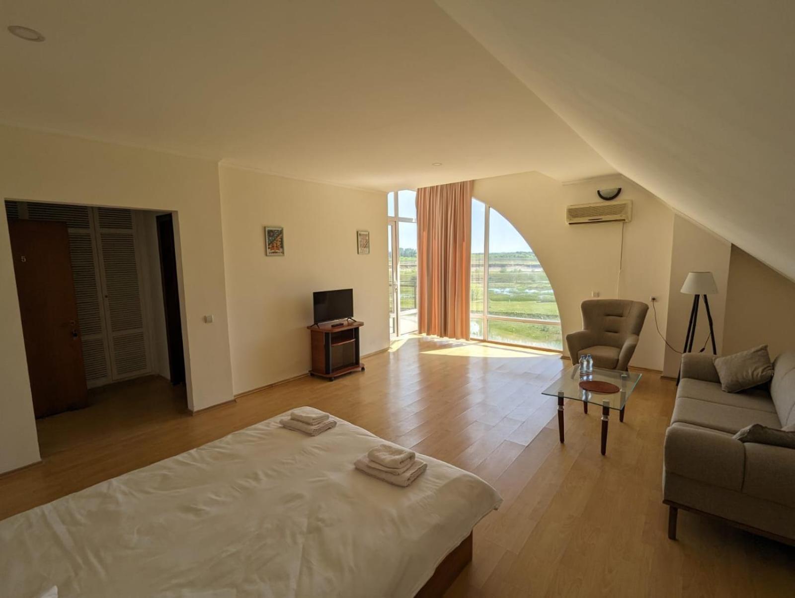 Hotel Tsiskari Ianet'i Exteriér fotografie
